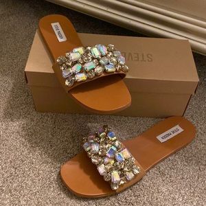 Steve Madden Brielle nude